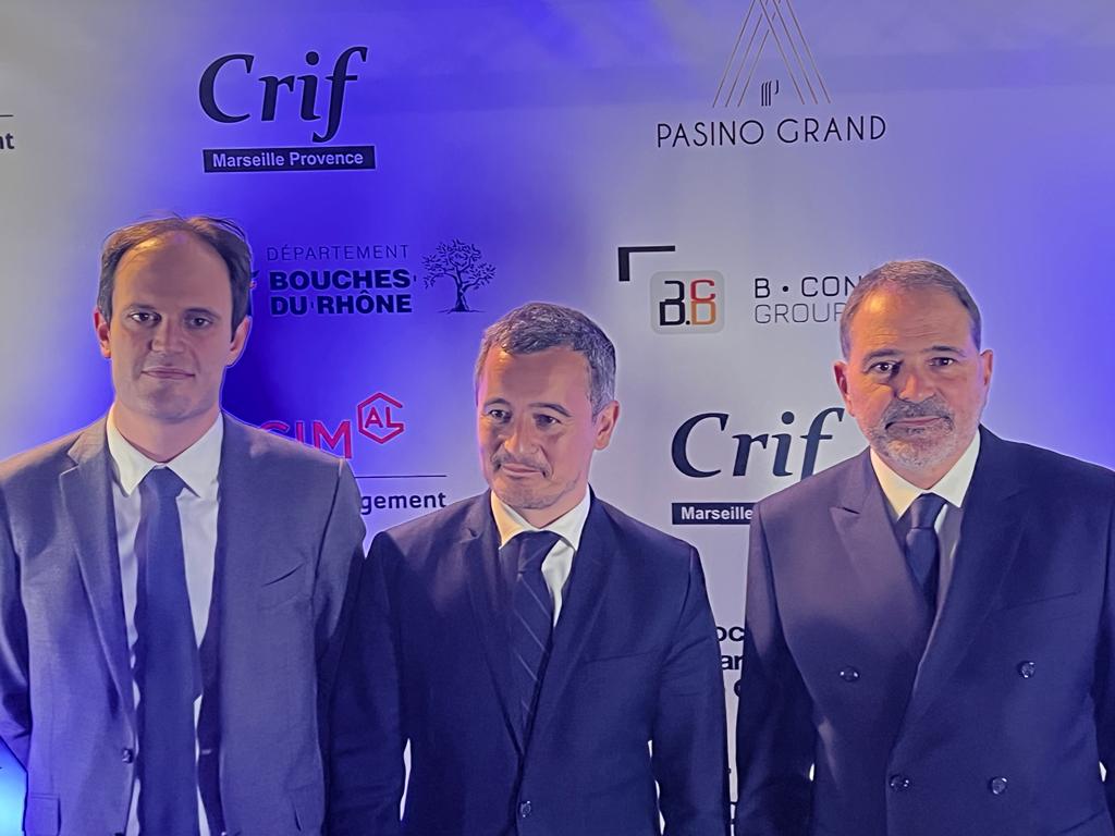 Gérald Darmanin entouré du nouveau président du Crif national Yonathan Arfi et de Bruno Benjamin ancien président du Crif Marseille-Provence (Photo Joël Barcy) (Photo Joël Barcy) Gérald Darmanin entouré du nouveau président du Crif national Yonathan Arfi et de Bruno Benjamin ancien président du Crif Marseille-Provence (Photo Joël Barcy) (Photo Joël Barcy)