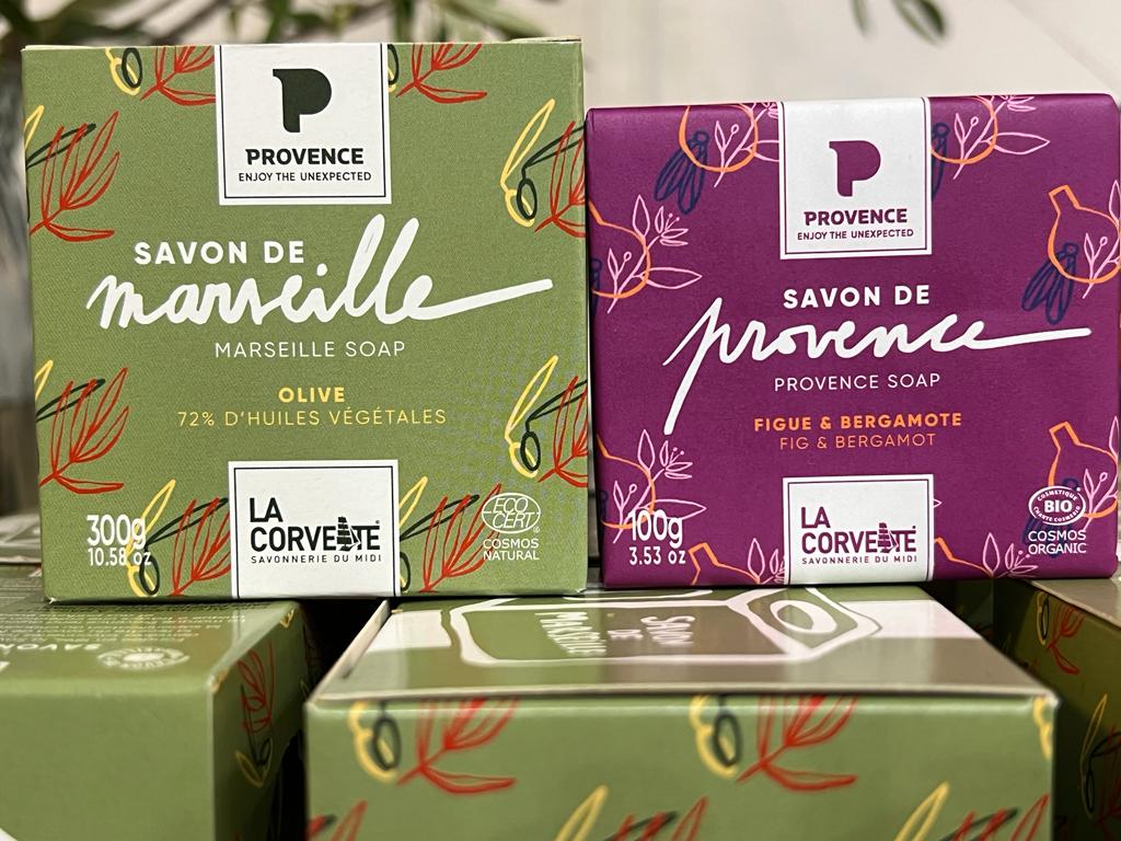 Le savon de Marseille  by la savonnerie de Midi labellisé Provence (Photo Joël Barcy)