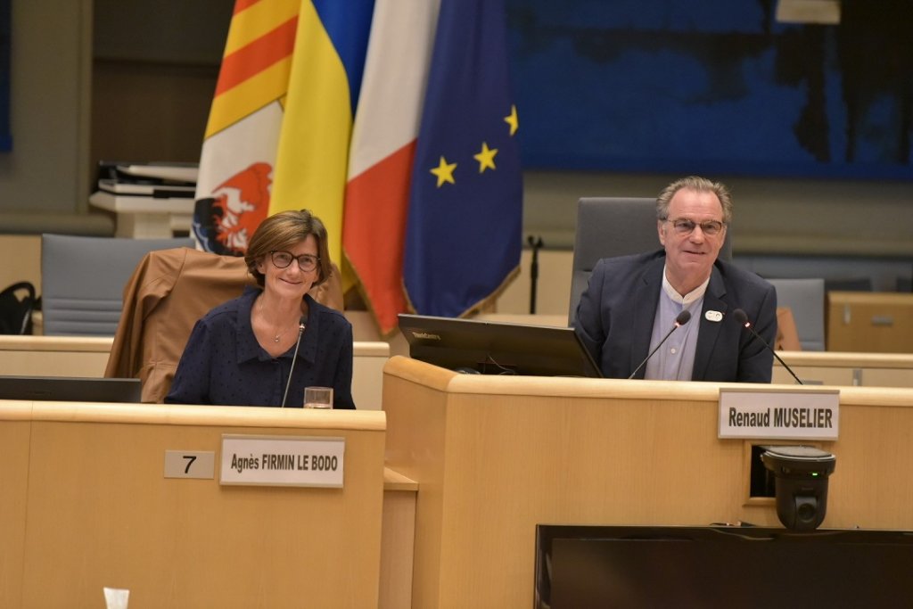 Agnès Firmin-Le Bodo, ministre déléguée auprès du ministre de la Santé et de la Prévention et Renaud Muselier, président de Provence-Alpes-Côte d'Azur @ Régis Cintas Flores