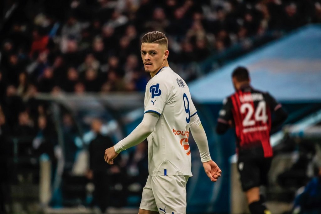 Vitinha a eu des débuts difficiles avant d’être remplacé par Alexis Sanchez (Photo Wallis.fr)