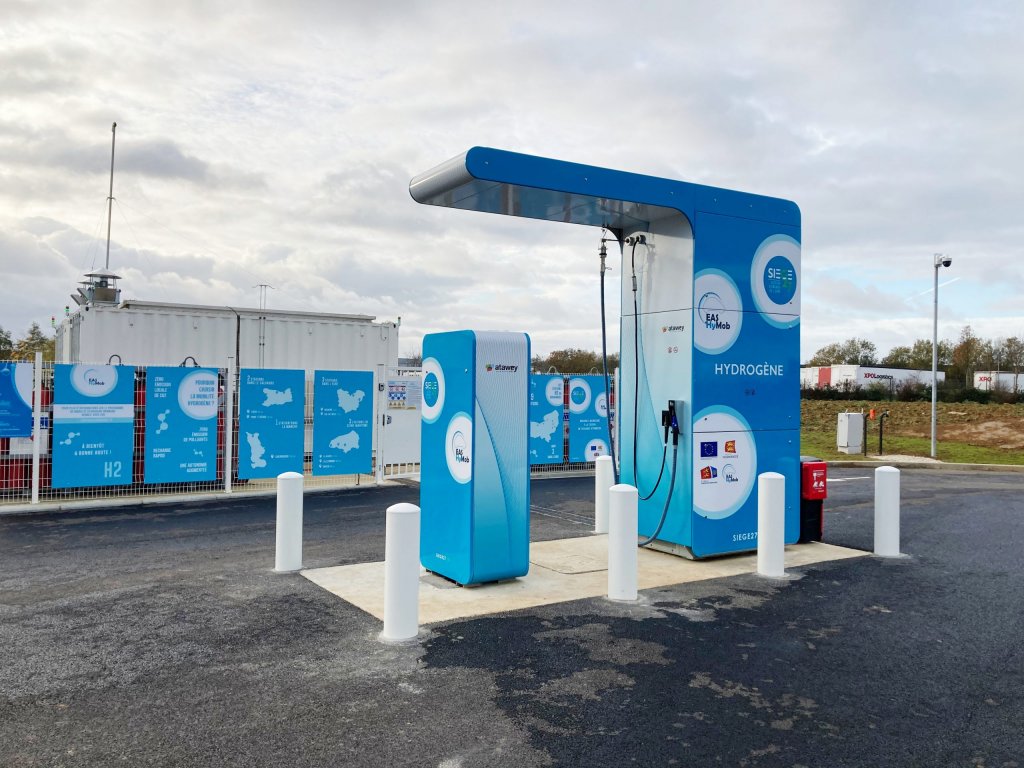 Station hydrogène vert évolutive & borne de recharge @Ataway