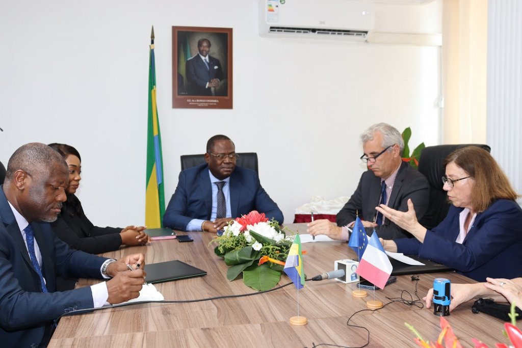Signature de la convention du fonds ethnomusicologique du Gabon, vendredi 3 mars à Libreville ©IRD