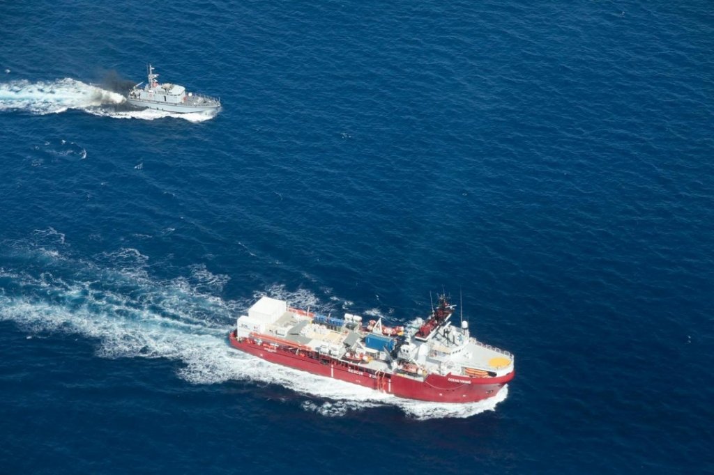 L’Ocean Viking, navire de sauvetage affrété et opéré par SOS Méditerranée, menacé avec des armes à feu par des garde-côtes libyens qui ont tiré plusieurs fois (Photo Christian Gohdes / Sea-Watch.org)
