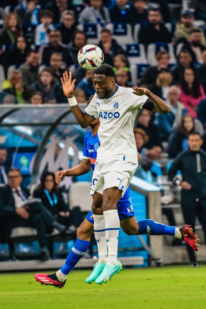 Le retour de Chancel Mbemba comme titulaire a stabilisé la defense centrale (Photo Wallis.fr)