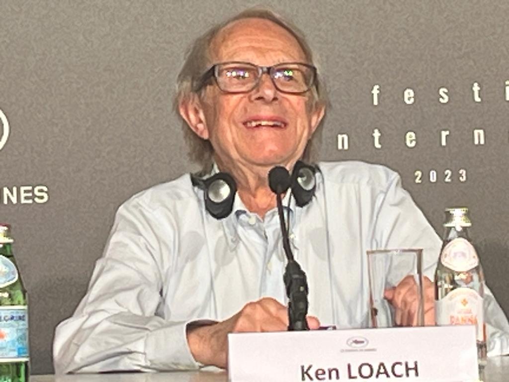 Ken Loach : Ken Loach :