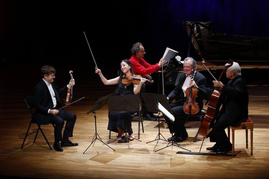 Destimed Carte blanche a Gerard Causse Photo Caroline Doutrecopie