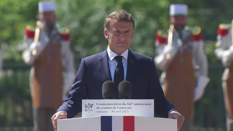 Destimed ne pas segmenter vo macron direct ceremonie de camerone 01 38 55 17 6811eb17cc838809384266.jpg