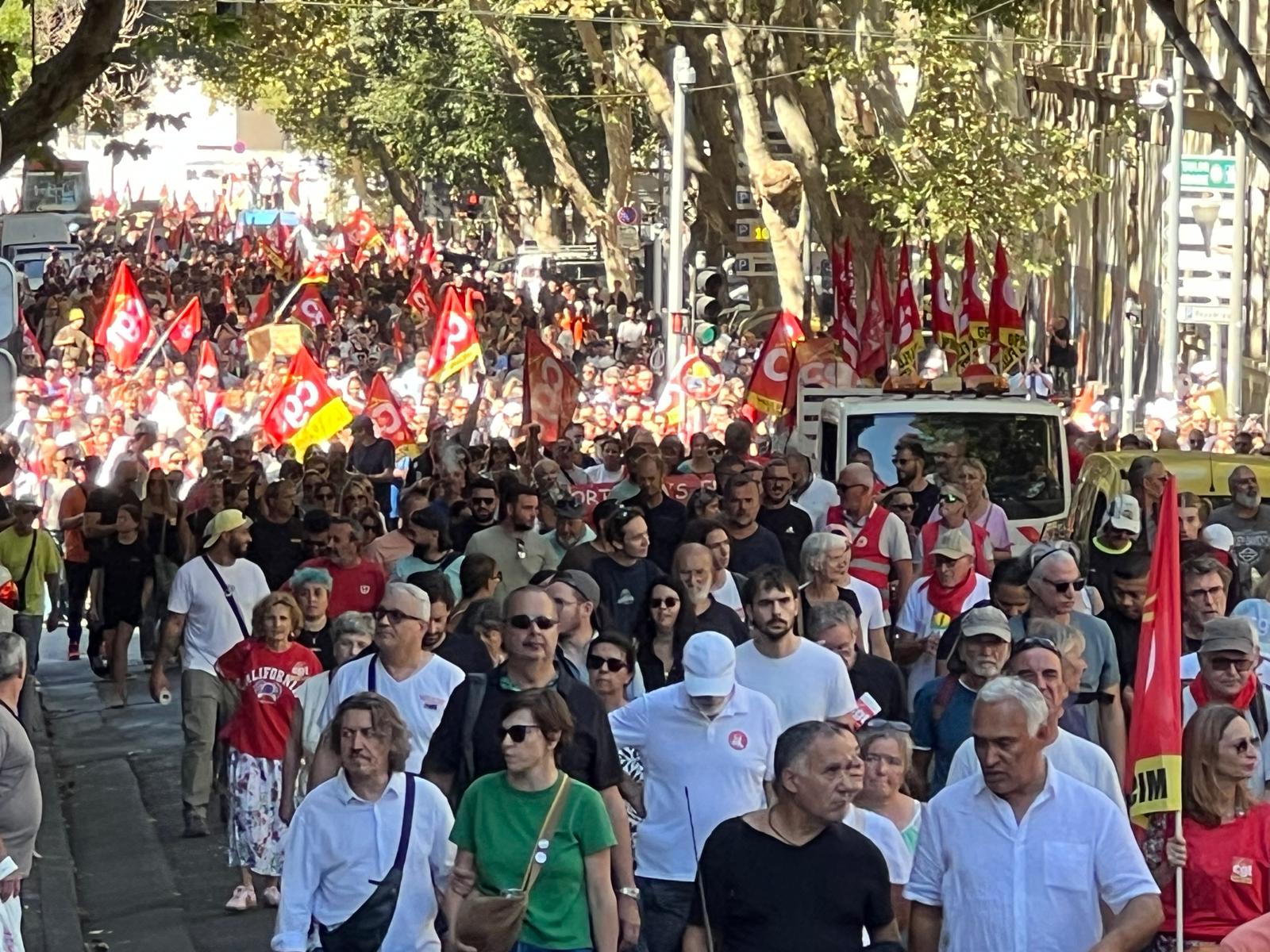 15 000 manifestants selon la préfecture de police, 120 000 pour les syndicats ont battu le pavé à Marseille © Joël Barcy