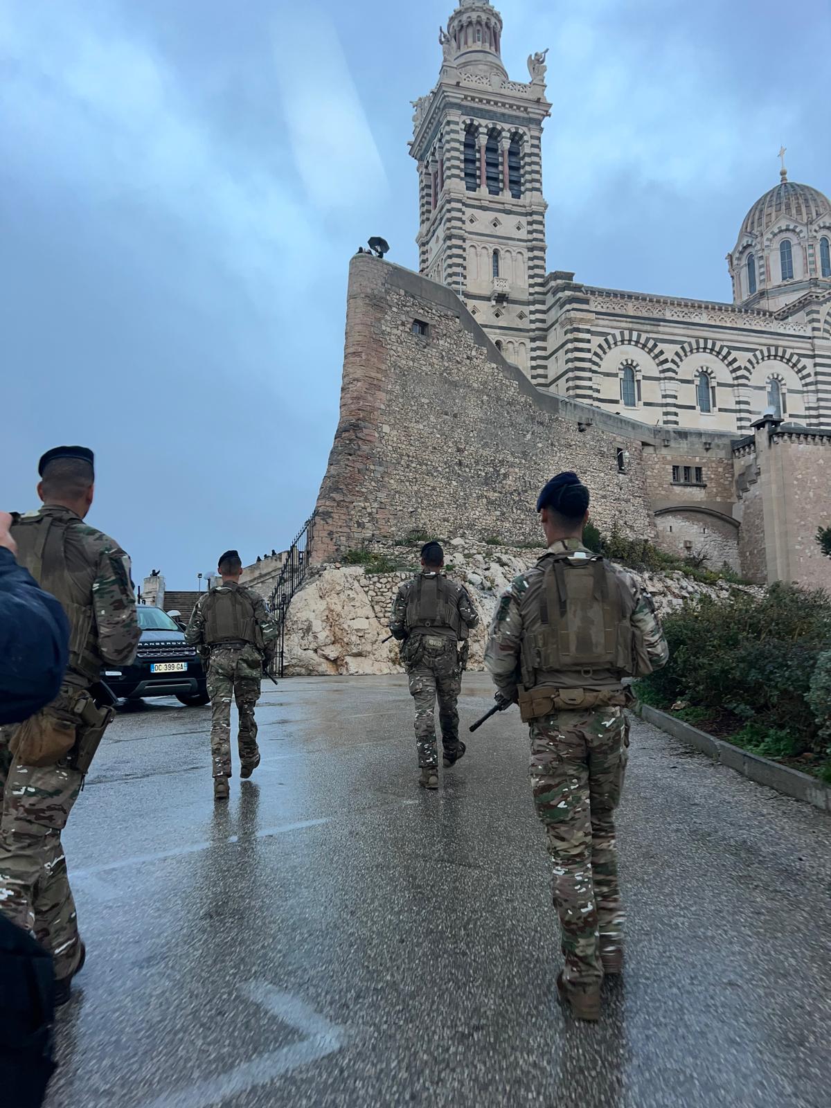 Des effectifs de la force sentinelle déployés pour rassurer et dissuader © Joël Barcy