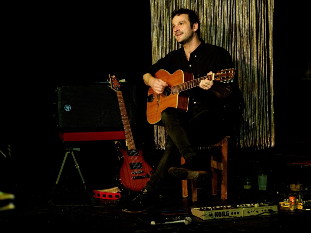 Destimed Brice Ormain le musicien de PARLER POINTU Photo©Marie Charbonnier