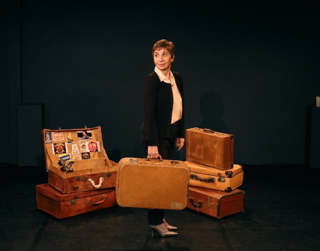 Destimed Ariane Ascaride papier tete 2