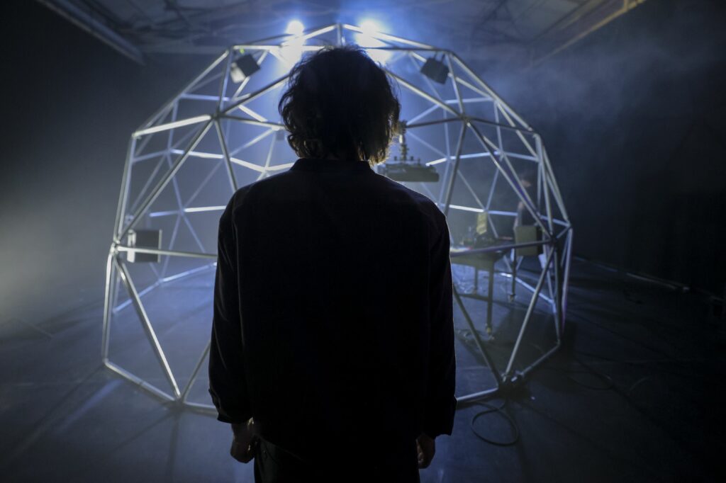 Destimed BIENNALEAIX2026 UnaLunghissimaOmbra AndreaLaszloDeSimone©Giovanni Canitano